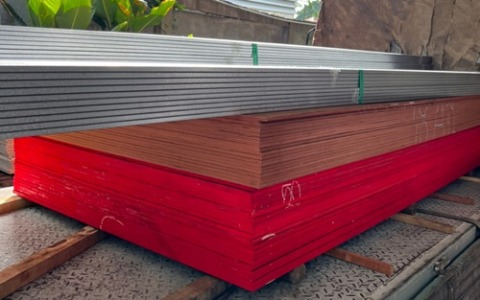 ไม้อัดเคลือบฟิล์ม